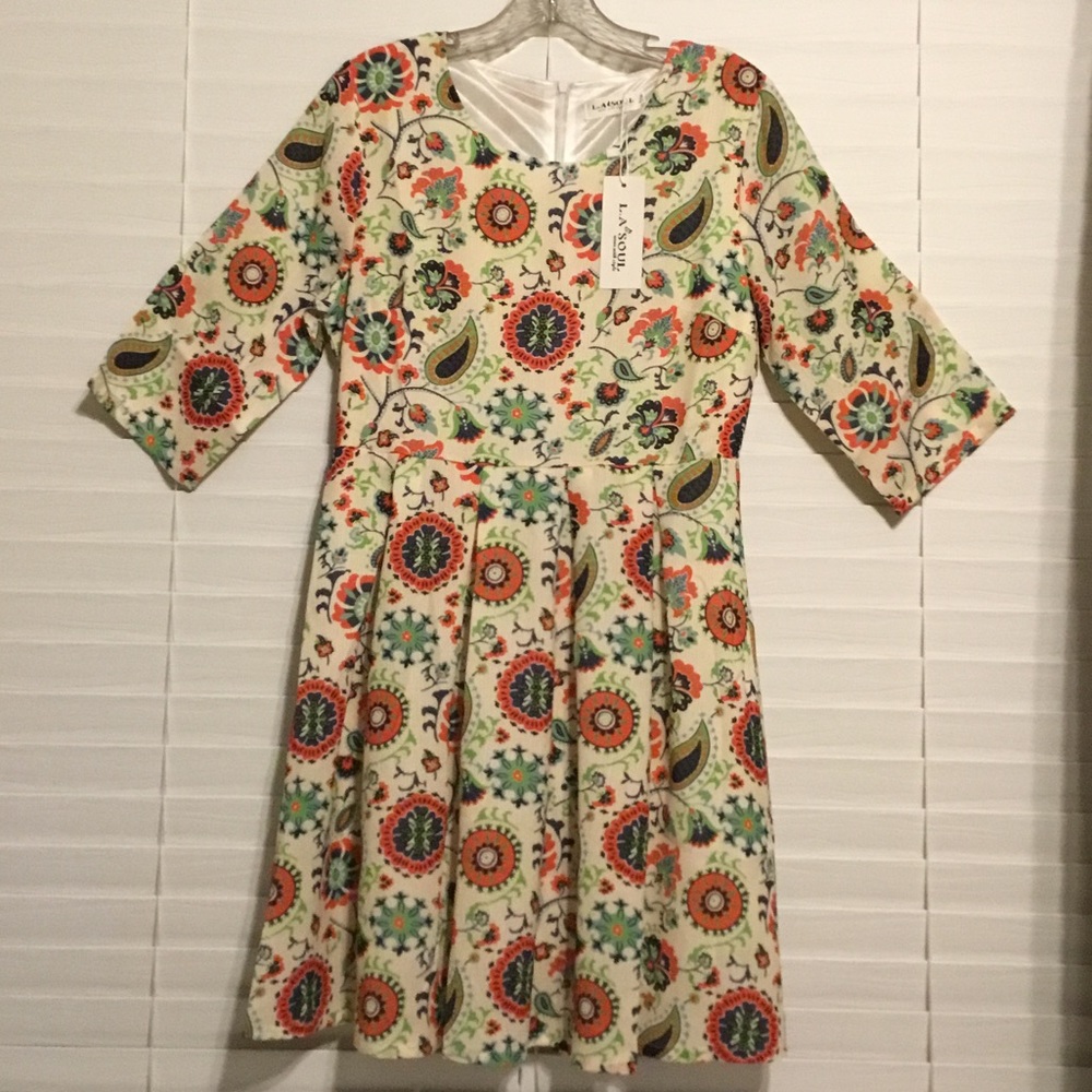 NWT Paisley Floral Print Dress